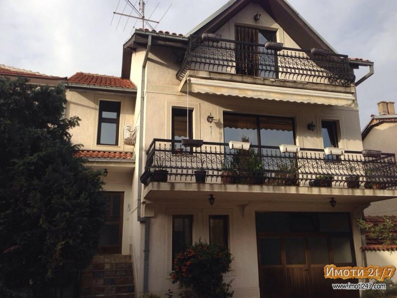 Луксузна резиденција во Битола 50m од Широк Сокак