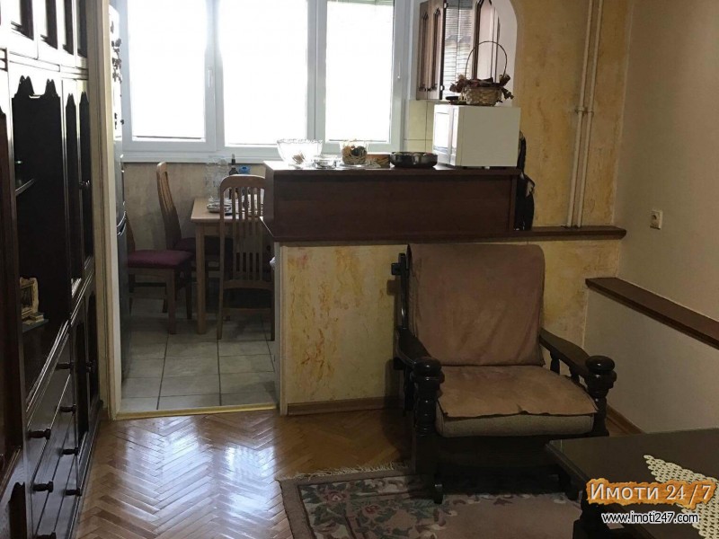 Се продава стан во Карпош 4 