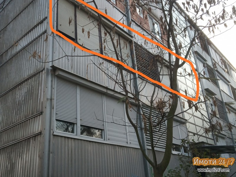 Se prodava stan i garaza vo Cento Skopje