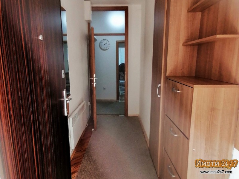 Се издава стан во Карпош 4 одлична локација и цена