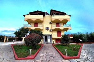 Комплекс 390 м² Неа Потидеја Касандра Халкидики