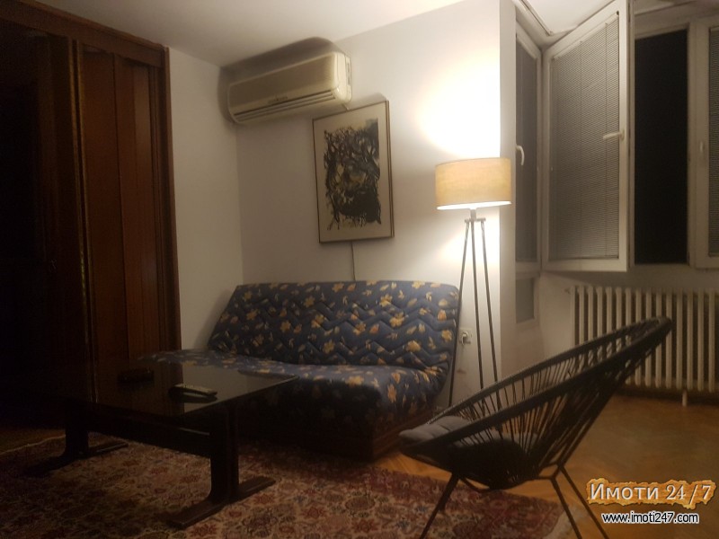 Се продава стан во Центар - Скопје