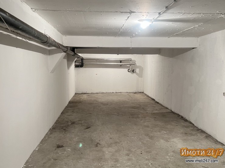 Подземна гаража  Магацински простор