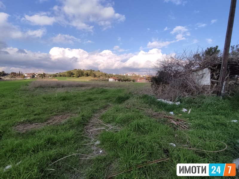 Се продава 9180 квм  земјоделска парцела во Неа Флогита Халкидики Грција 