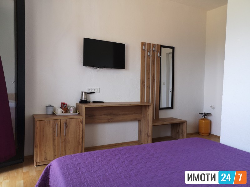 Sobi so kupatilo parking internet terasa so pogled na ezero Villa Ohrid Lake View studio 10 €врa 