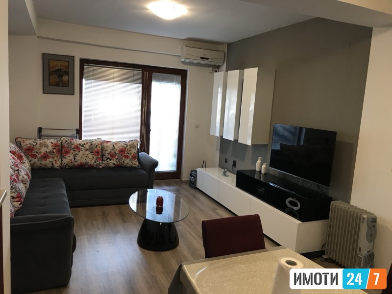 Prodavam namesten stan 54m2 vo Ohrid