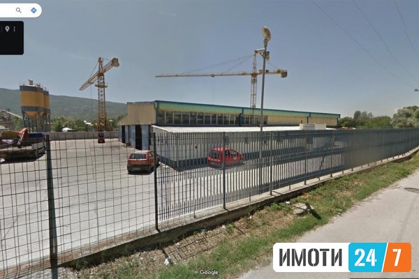 Plac od 6800m2 vo Zlokukani so 1300m2 izgradena Hala