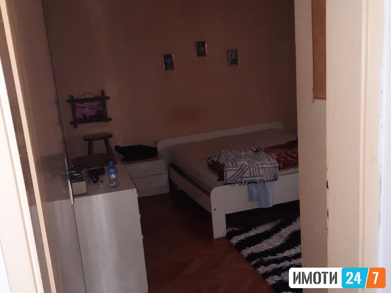 PRODAZBA BARAKA VO BUTEL 1 - POZADI PAZAROT