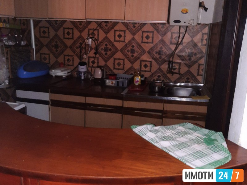 PRODAZBA BARAKA VO BUTEL 1 - POZADI PAZAROT