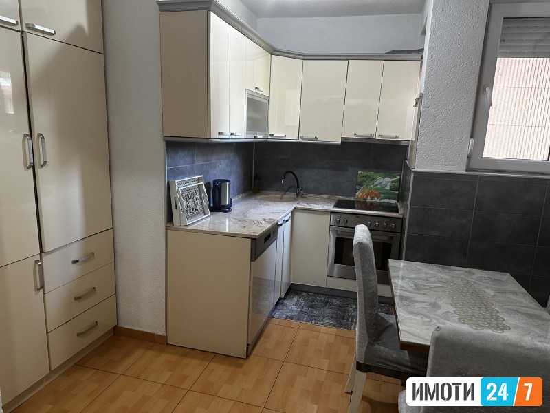 Се продава реновиран стан  Shitet banesa e renovuar