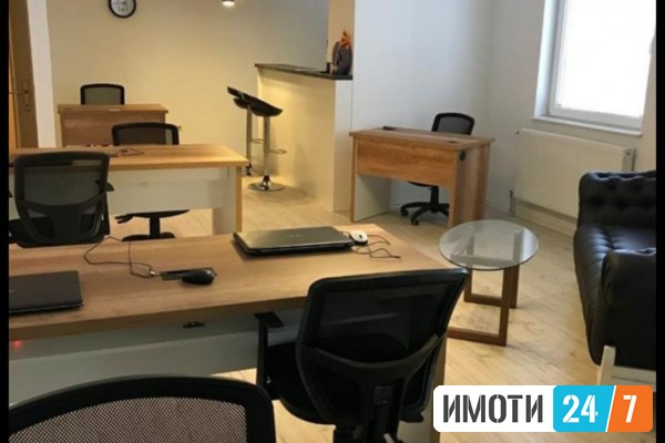 stanovi skopje DELOVEN -KANCELARISKI PROSTOR VO CENTAR JUZEN BULEVAR