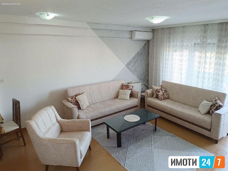 Se izdava 2soben 61m2 stan Bunjakovec Centar