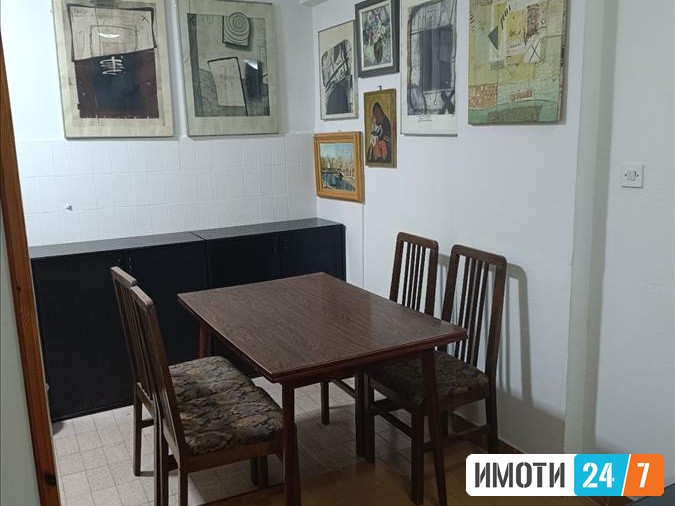 Se izdava 2soben 61m2 stan Bunjakovec Centar