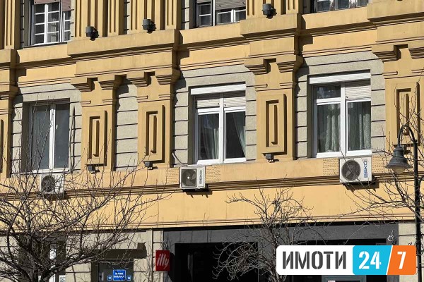 Фирма и локсл во строг центар на Скопје