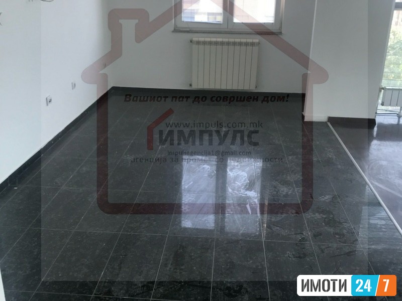 ATRAKTIVEN DELOVEN PROSTOR NA ATRAKTIVNA LOKACIJA VO CENTAR