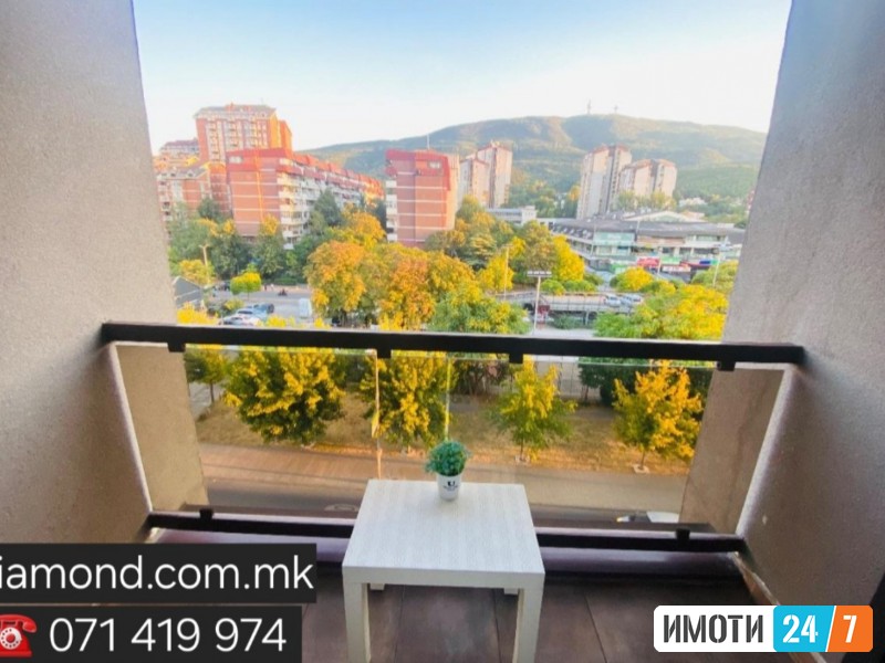 NOV DVOSOBEN STAN VO CENTAR KATOLICKA CRKVA