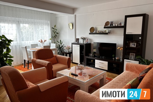 pazar3 SE PRODAVA STAN VO CENTAR NA KUMANOVO