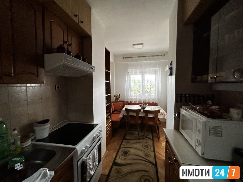 SE PRODAVA STAN VO CENTAR NA KUMANOVO