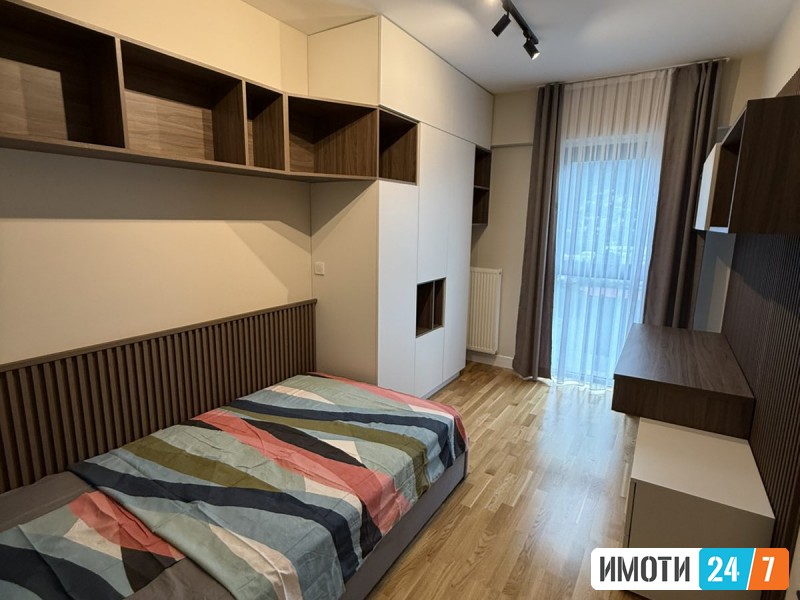 TROSOBEN STAN VO CENTARDIAMOND KOJ UZIVA VO LUKSUZ I OTVOREN POGLED
