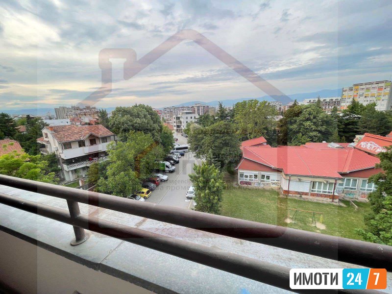 KOMFOREN DVOSOBEN STAN NA ODLICNA LOKACIJA VO KOZLE