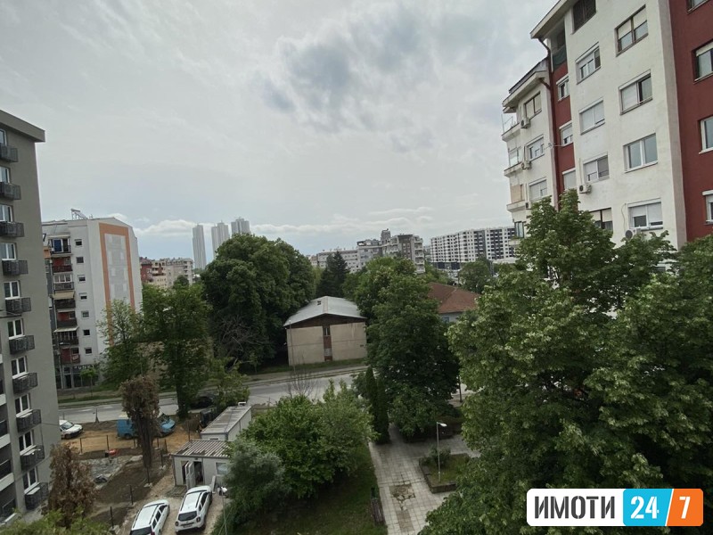 PRAZEN DVOSOBEN STAN SO LOKACIJA VO AERODROM