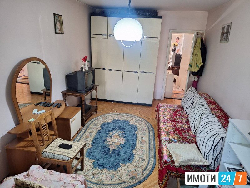 TROSOBEN STAN VO AVTOKOMANDA
