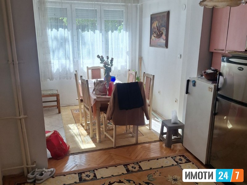 TROSOBEN STAN VO AVTOKOMANDA