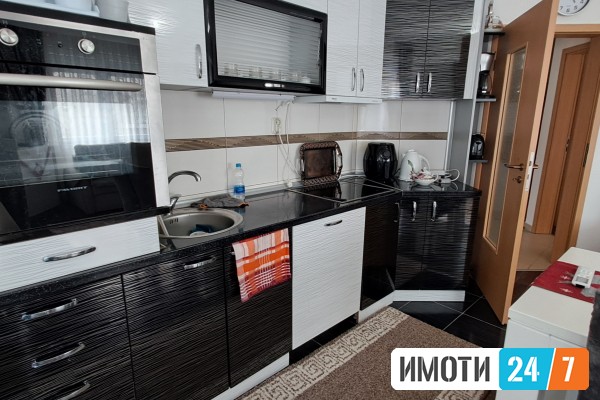pazar 3 ТРОСОБЕН СТАН ВО ОХРИД
