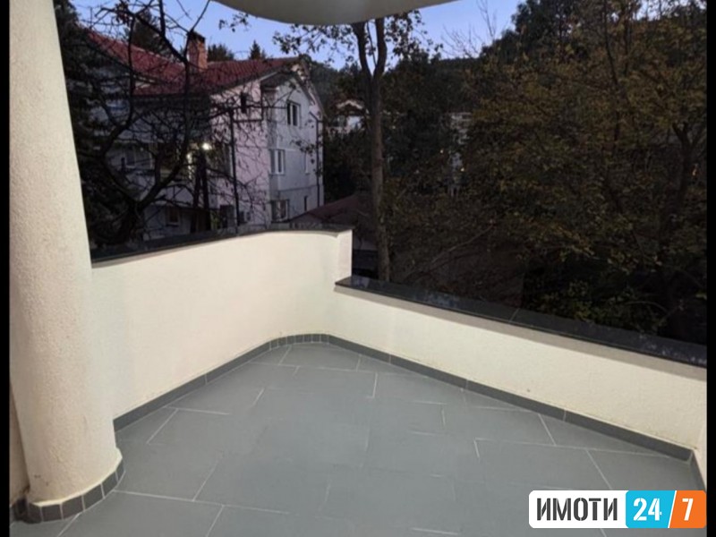 NOV TROSOBEN STAN NA VODNO 