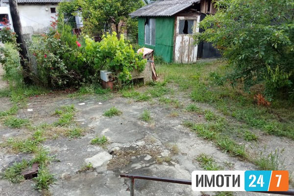 ПРОДАВАМ