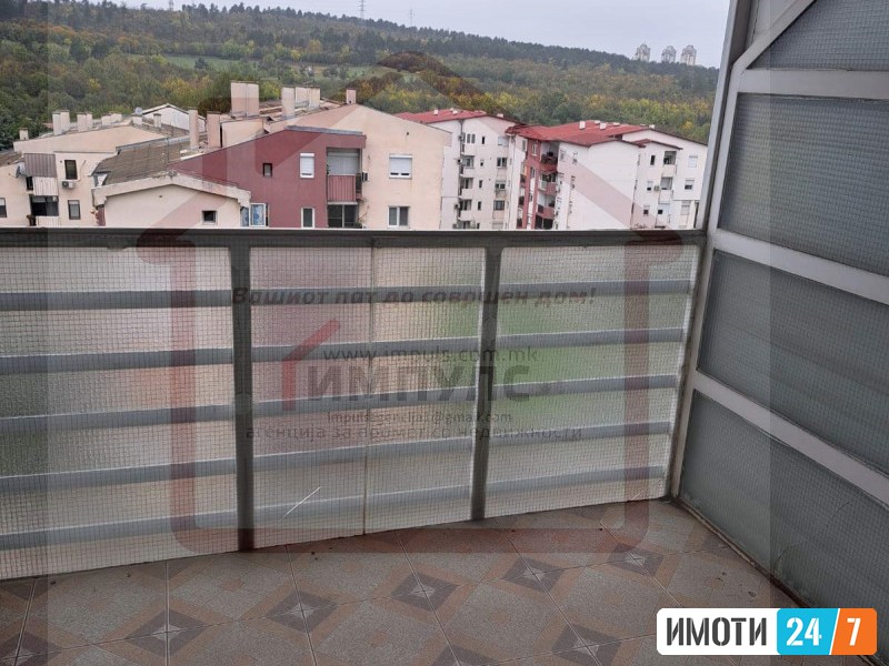 SE PRODAVA TROSOBEN STAN VO AVTOKOMANDA