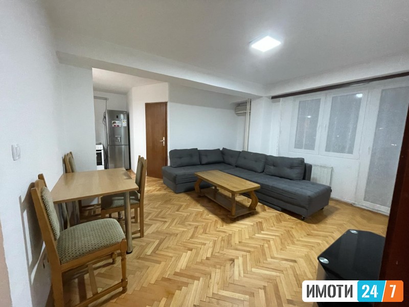 Se izdava stan Karpos 1 Ruzveltova do Galeri kafe