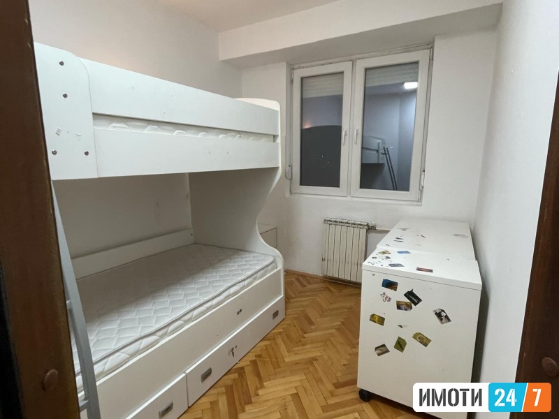 Se izdava stan Karpos 1 Ruzveltova do Galeri kafe