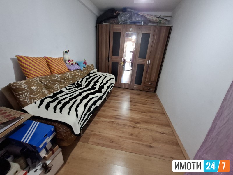 Se prodava kukja vo Cento