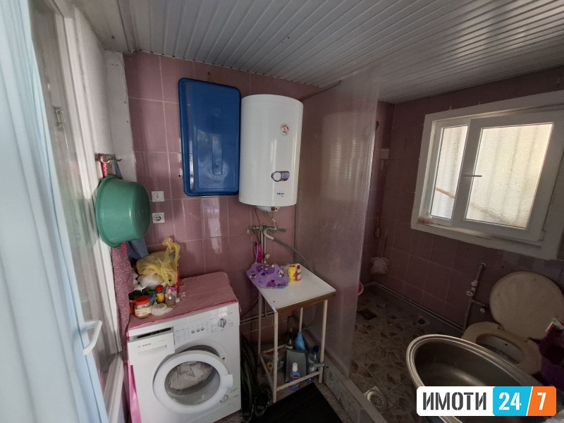 Se prodava kukja vo Cento