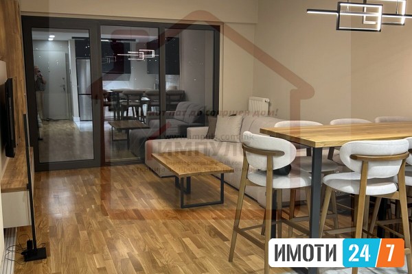 ATRAKTIVEN TROSOBEN SRTAN NA ATRAKTIVNA LOKACIJA VO CENTAR