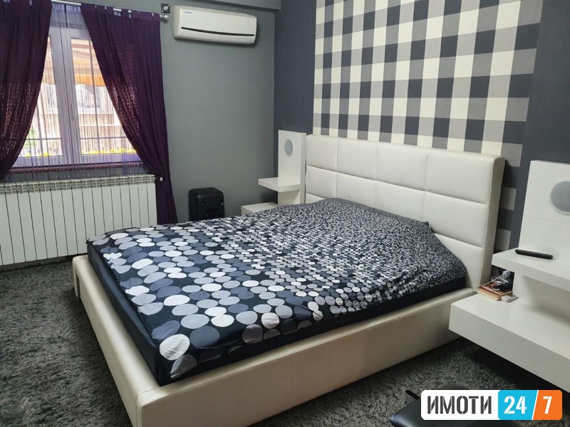 Се продава модерно уреден стан кај Сити Мол