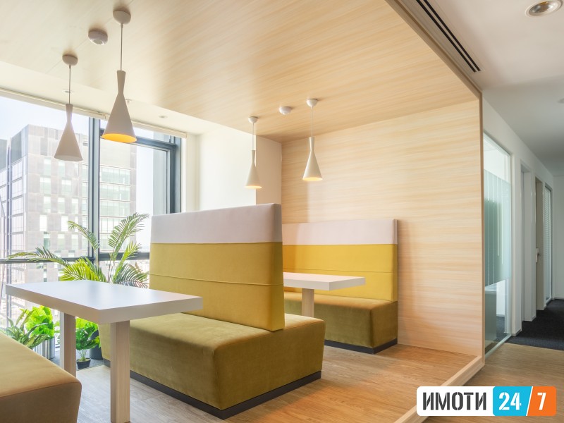 Coworking простор во Regus Skopje