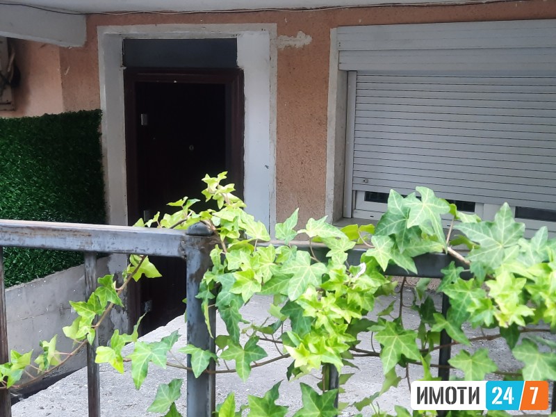 Продавам стан во Влае