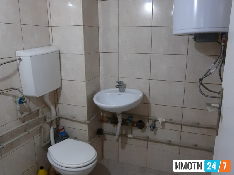 Продавам стан во Влае