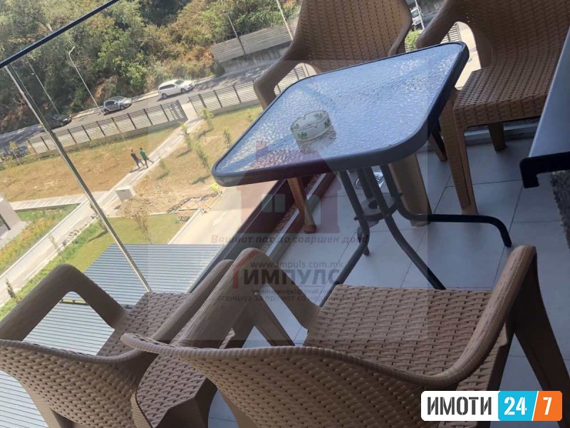 MODEREN DVOSOBEN STAN LOCIRAN VO KOMPLEKS EAST GATE