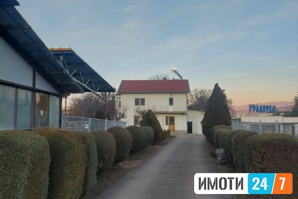 Се издава деловен простор од 600 м2 во Штип
