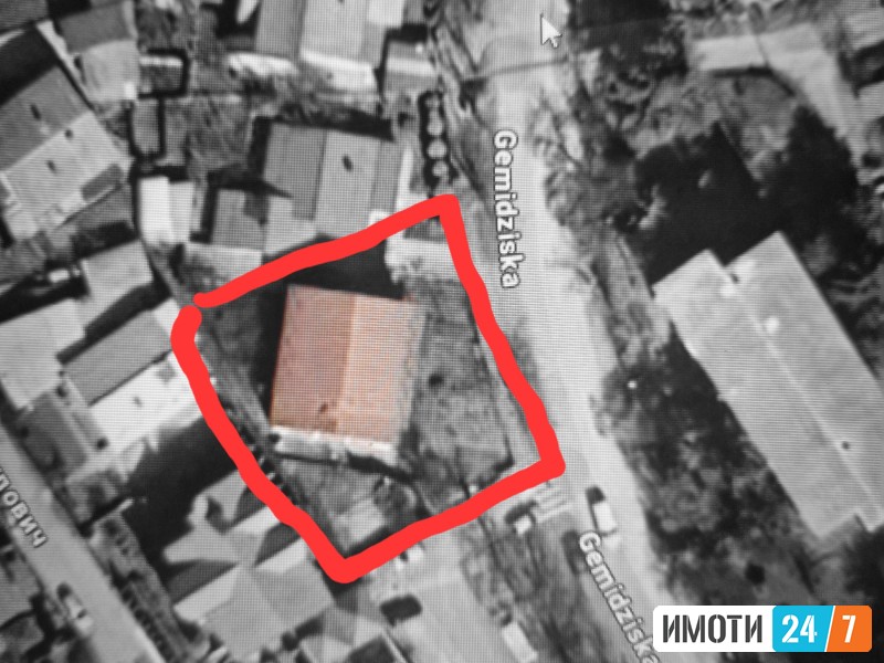 Се продава куќа во нас Железара