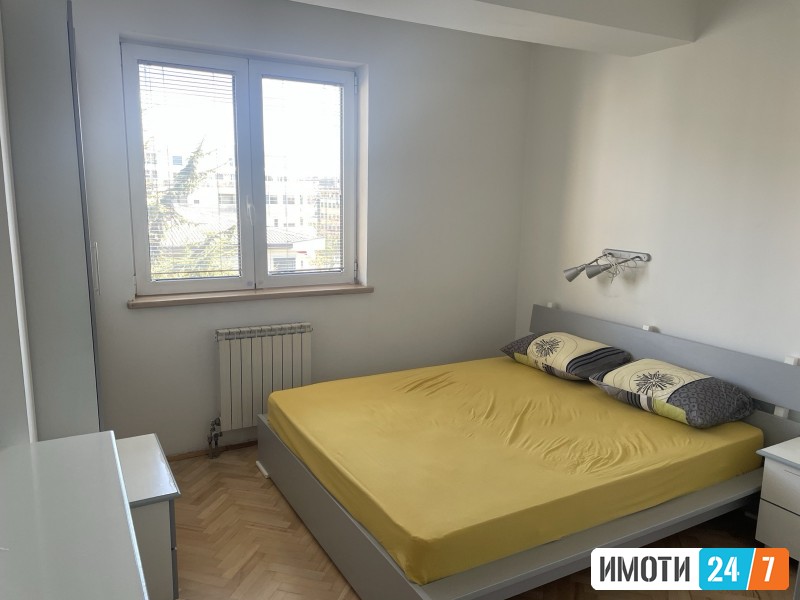 FUNKCIONALEN TROSOBEN STAN NA ATRAKTIVNA ADRESA VO TAFTALIDZE