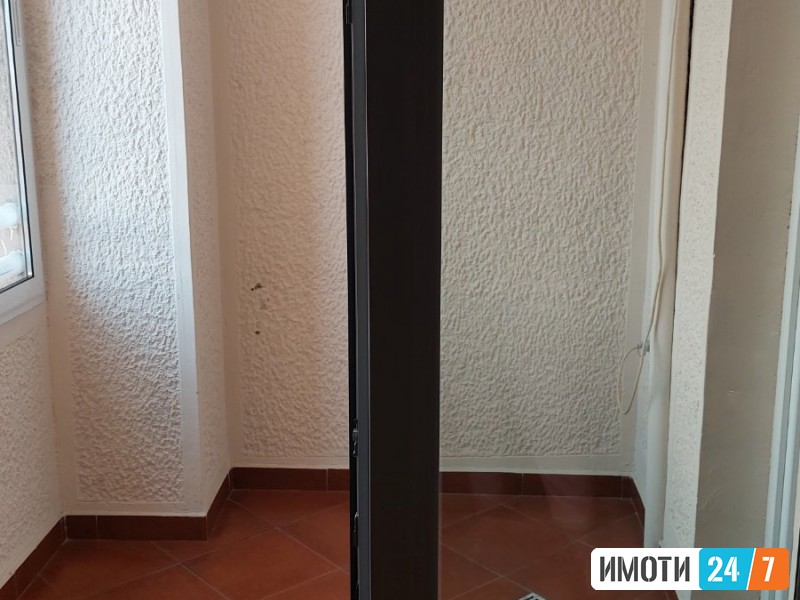 ODLICEN TROSOBEN STAN NA SUPER LOKACIJA VO CENTAR