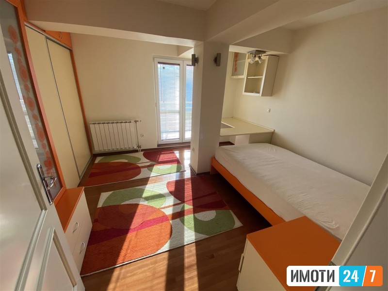 SE IZDAVA UDOBEN TROSOBEN STN SO LOKACIJA VODNO