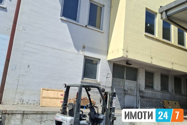 SE IZDAVA MAGACIN VO BLIZINA NA SISTINA