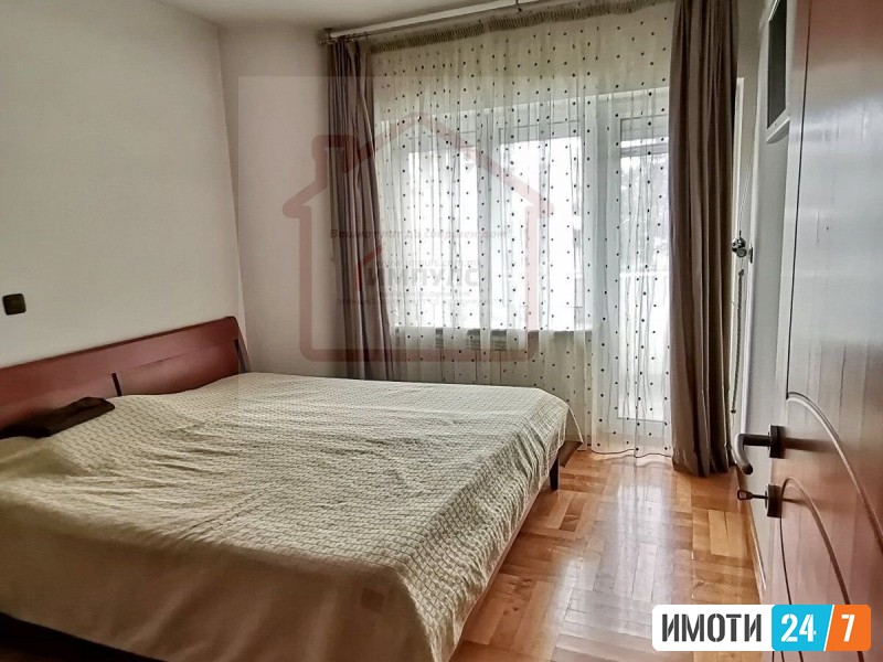 SE PRODAVA EKSKLUZIVNA KUKJA SO LOKACIJA VO KOZLE