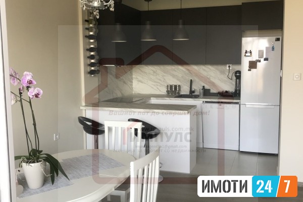 SE PRODAVA TROSOBEN STAN VO MIRNA I ZELENA NASELBASOPISHTE