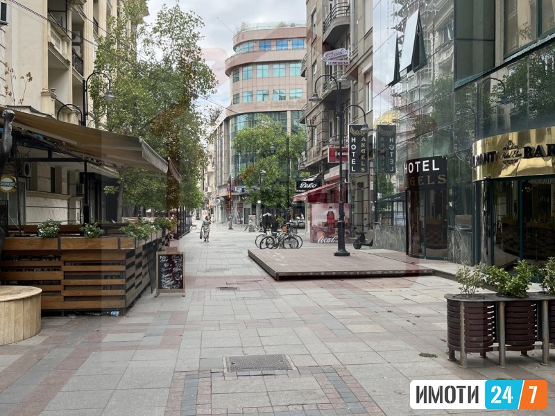 СЕ ПРОДАВА ФУНКЦИОНАЛЕН ДВОСОБЕН СТАН НА УЛМАКЕДОНИЈА